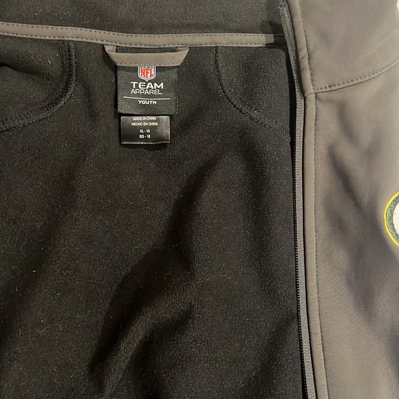 NFL Green Bay Youth Winter Jacket - Dark Green - Picture 5 of 5